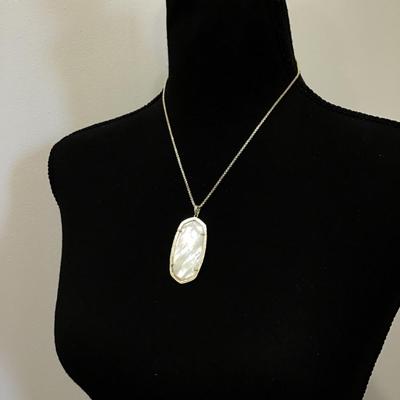 Beautiful mother of pearl gold toned, Kendra Scott, slider necklace