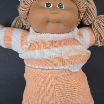 Vintage 1982 Cabbage Patch Kid Doll – Signed by Xavier Roberts