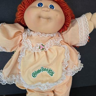 Vintage 1985 Cabbage Patch Kid Girl – Coleco – Red Hair, Peach Outfit with Floral Trim