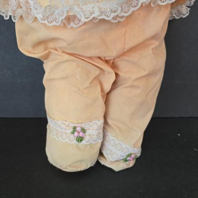 Vintage 1985 Cabbage Patch Kid Girl – Coleco – Red Hair, Peach Outfit with Floral Trim