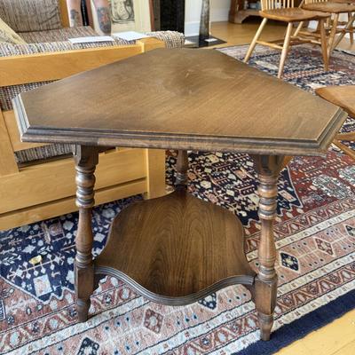 Triangular Two Tiered Side Table (FP-BM)