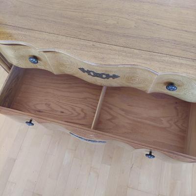 Drexel Serpentine 'Rapport' Dresser (FP-BBL)