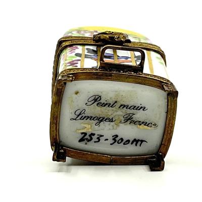 Sale Photo Thumbnail #283: Limited Edition 253 out of 300
Measurements:
2" in height, 1" in width, 1" in depth
