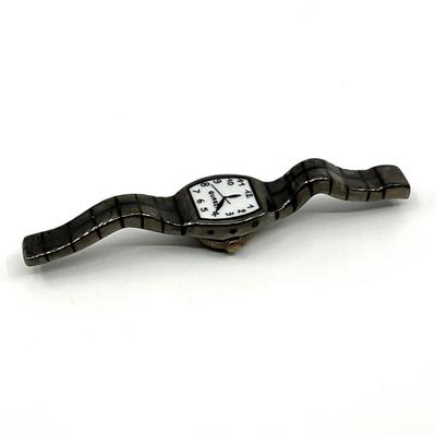 Sale Photo Thumbnail #303: Measurements:
5.75" in height, 1" width