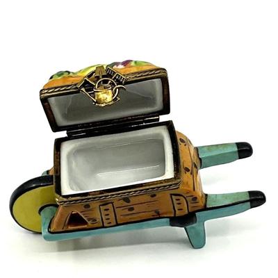 Sale Photo Thumbnail #310: Measurements:
3.25" in width, 1.75" in height