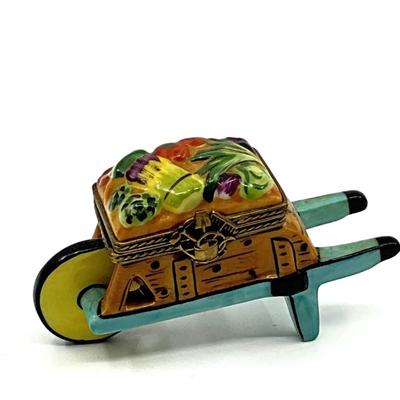 Sale Photo Thumbnail #308: Measurements:
3.25" in width, 1.75" in height