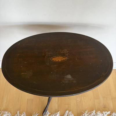 Oval Tilt Top Table with Seashell Inlay (FP-BM)
