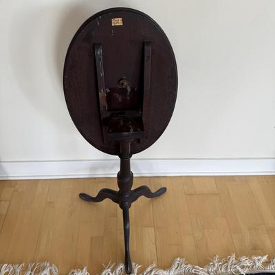 Oval Tilt Top Table with Seashell Inlay (FP-BM)
