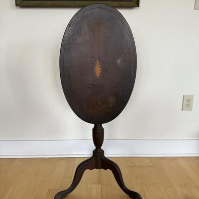 Oval Tilt Top Table with Seashell Inlay (FP-BM)