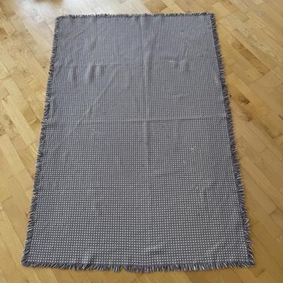 Collection of Table Linens and Placemats (FP-DZ)