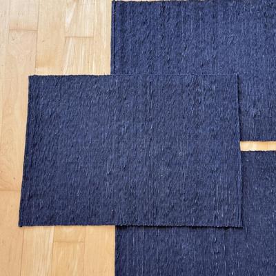 Collection of Table Linens and Placemats (FP-DZ)