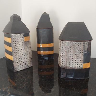 Terracotta Lidded Art-Piece Canisters by Stacy Snyder (GB-BBL)