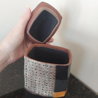 Terracotta Lidded Art-Piece Canisters by Stacy Snyder (GB-BBL)