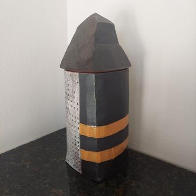 Terracotta Lidded Art-Piece Canisters by Stacy Snyder (GB-BBL)