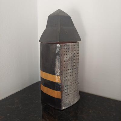 Terracotta Lidded Art-Piece Canisters by Stacy Snyder (GB-BBL)