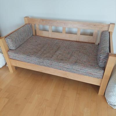 Wooden Settee with Upholstered Cushions (FP-BBL)