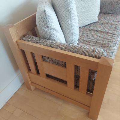 Wooden Settee with Upholstered Cushions (FP-BBL)