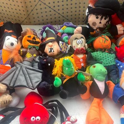 Huge Plush Toy Lot