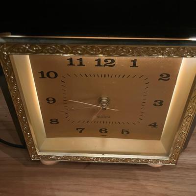 Vintage Clock Color Changing Light