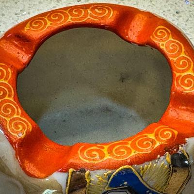 Vintage Japanese Moriage Satsuma Ashtray – Handcrafted Earthenware with Raised Enamel Detail