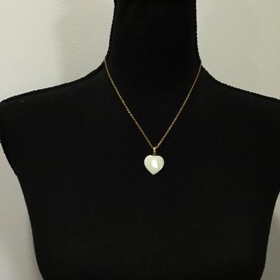 Vintage mother of pearl heart shaped necklace