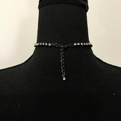 Very nice Gun metal, gray, rhinestone choker