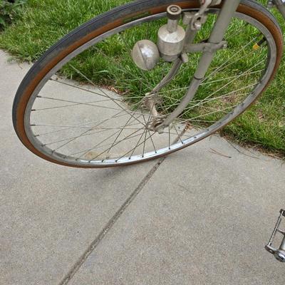 Vintage Nishiki Women's 10-Speed Road Bike – Classic Steel Frame
