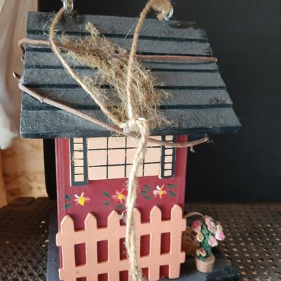 Garden Décor Lot – Decorative Birdhouse & Butterfly Tube Bird Feeder