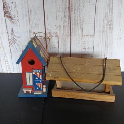 Lot of 2 – Americana Birdhouse & Rustic Wooden Bird Feeder