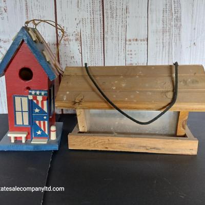 Lot of 2 – Americana Birdhouse & Rustic Wooden Bird Feeder