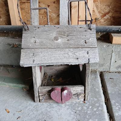 Rustic Garden Décor Lot – Birdhouses, Wind Chimes, and Yard Ornaments