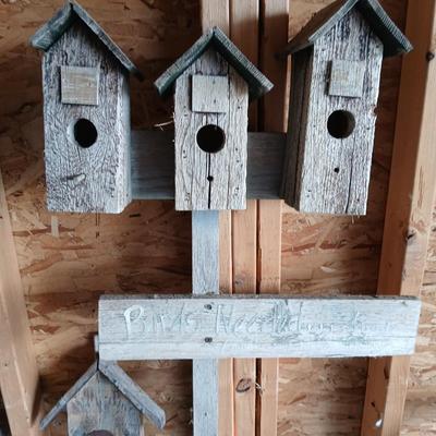 Rustic Garden Décor Lot – Birdhouses, Wind Chimes, and Yard Ornaments