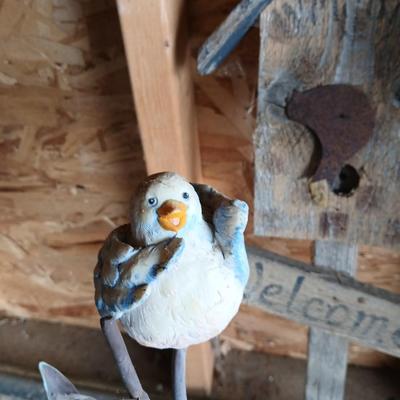 Rustic Garden Décor Lot – Birdhouses, Wind Chimes, and Yard Ornaments