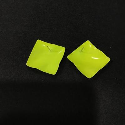Super cool, vintage highlighter, green square studded earrings