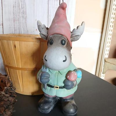 Rustic Garden Decor Lot – Moose Gnome, Baskets & Pinecone basket