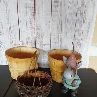 Rustic Garden Decor Lot – Moose Gnome, Baskets & Pinecone basket