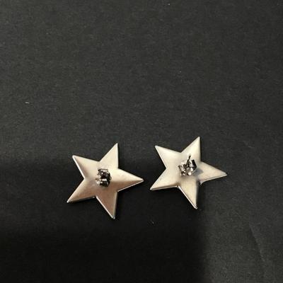 Vintage 80s peach and silver toned enameled star studded earrings