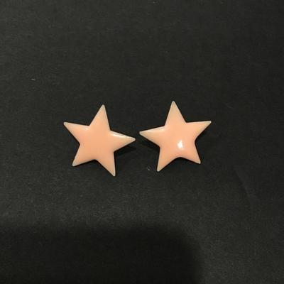 Vintage 80s peach and silver toned enameled star studded earrings