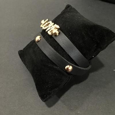 Cute love wrap bracelet, new