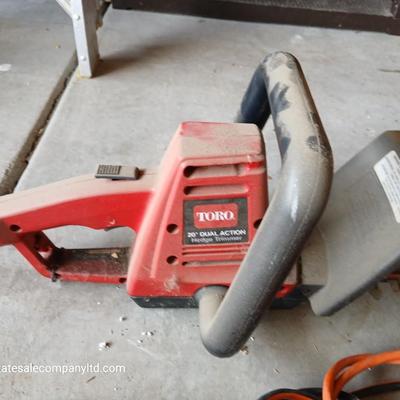 Toro 20" Electric Dual Action Hedge Trimmer – Includes Extension Cord