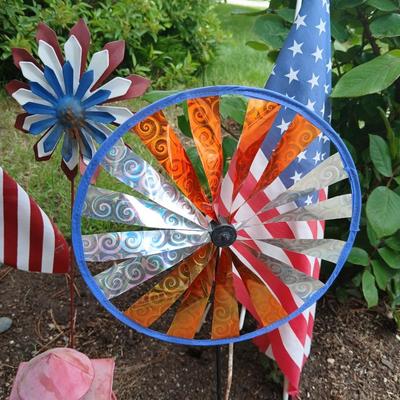 Patriotic Garden Décor Lot – Welcome Flag, Pinwheels & Americana Accents