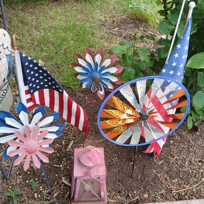 Patriotic Garden Décor Lot – Welcome Flag, Pinwheels & Americana Accents