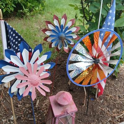 Patriotic Garden Décor Lot – Welcome Flag, Pinwheels & Americana Accents