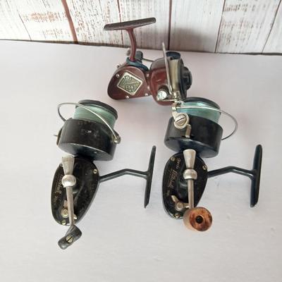 Lot of 3 Vintage Collectible Spinning Reels – Shakespeare 2062 & Garcia Mitchell 300