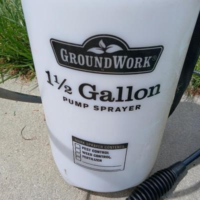 Garden Watering Lot – GroundWork Pump Sprayer & Garden Hose with Nozzle