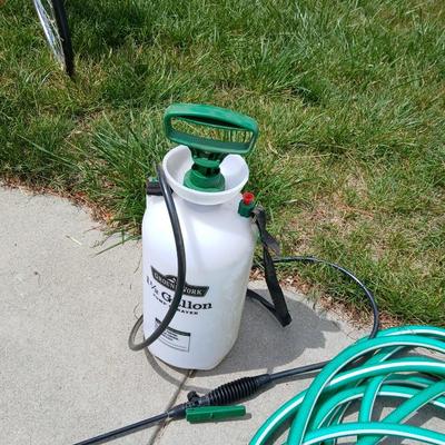 Garden Watering Lot – GroundWork Pump Sprayer & Garden Hose with Nozzle