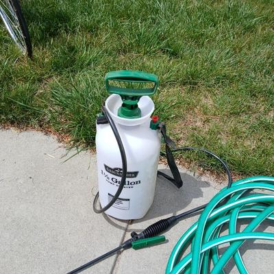 Garden Watering Lot – GroundWork Pump Sprayer & Garden Hose with Nozzle
