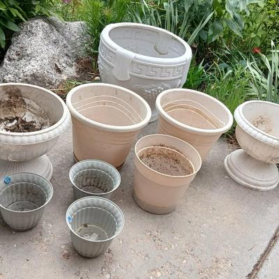 Large Outdoor Planter Lot – 10-Piece Assortment