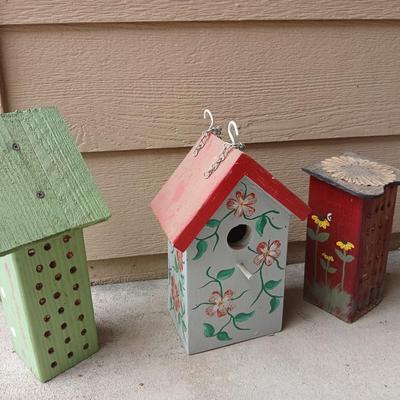 Lot of 3 Handcrafted Garden Houses – Birdhouse & Insect Hotels