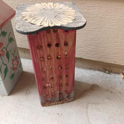 Lot of 3 Handcrafted Garden Houses – Birdhouse & Insect Hotels